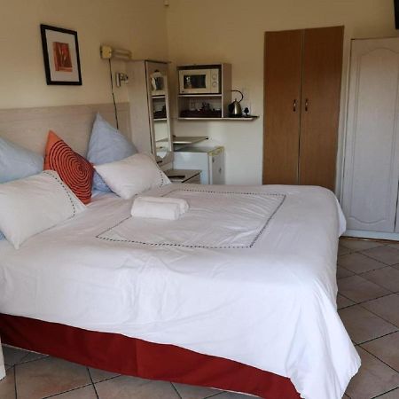 דורבן Dolphin Coast B&B מראה חיצוני תמונה
