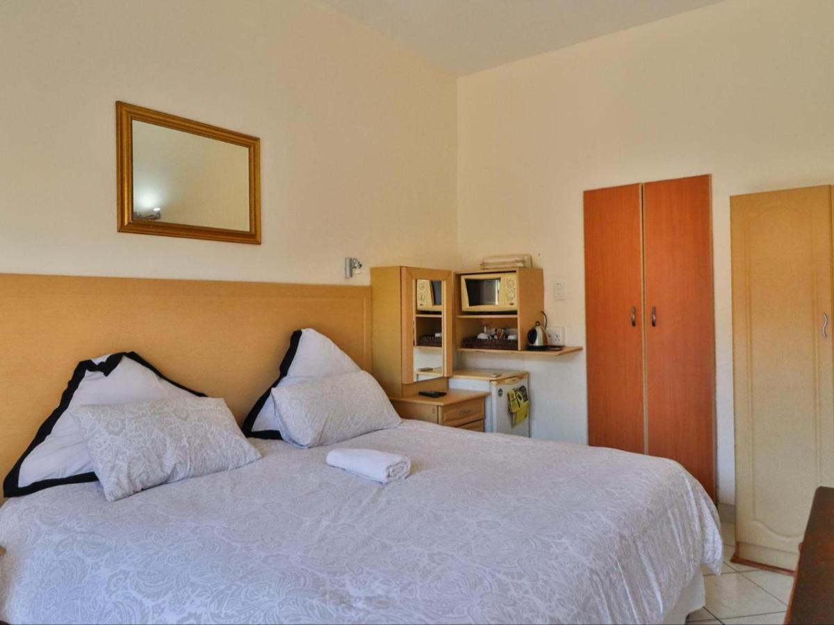 דורבן Dolphin Coast B&B מראה חיצוני תמונה